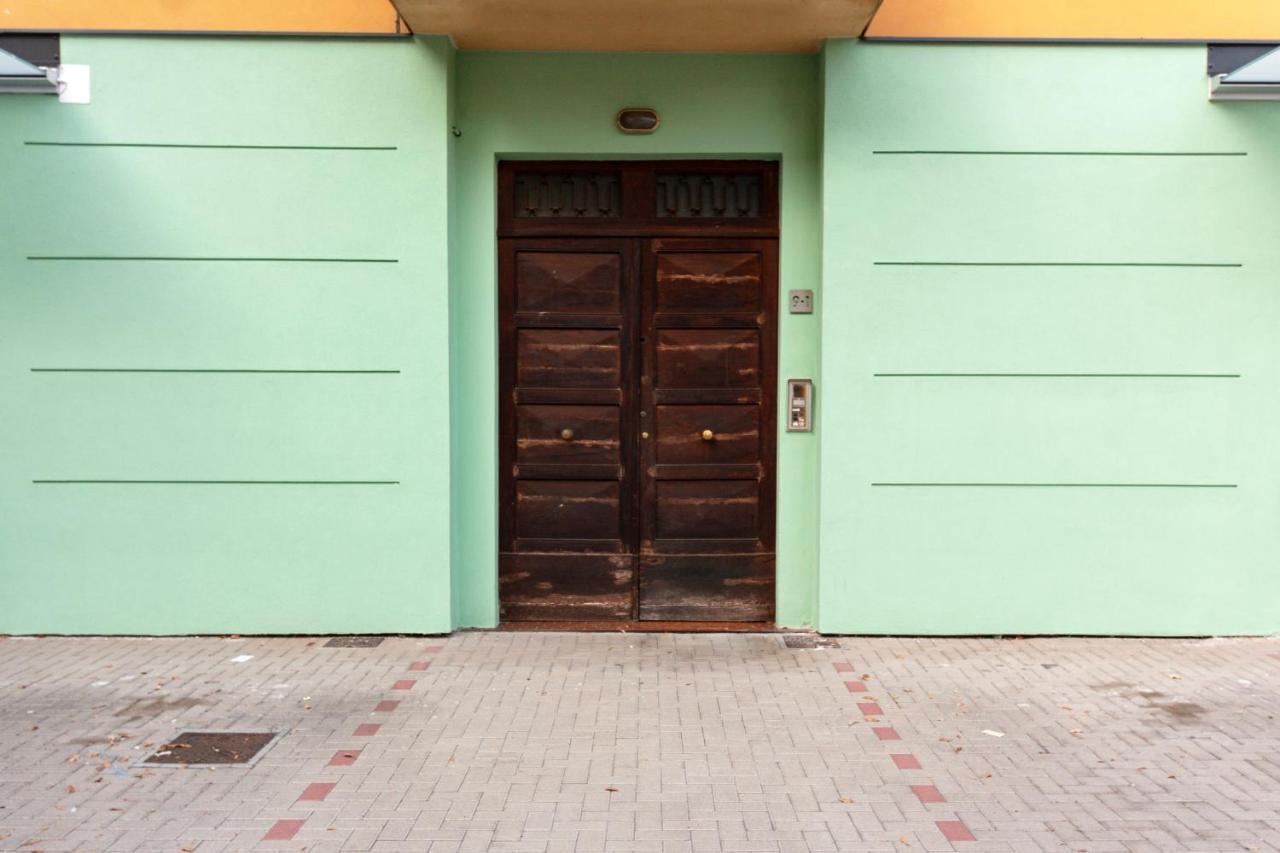 Shakira Apartments Parma Exterior foto